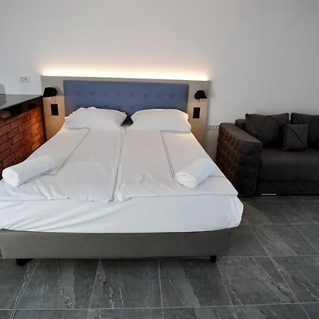 Katarina アパート *