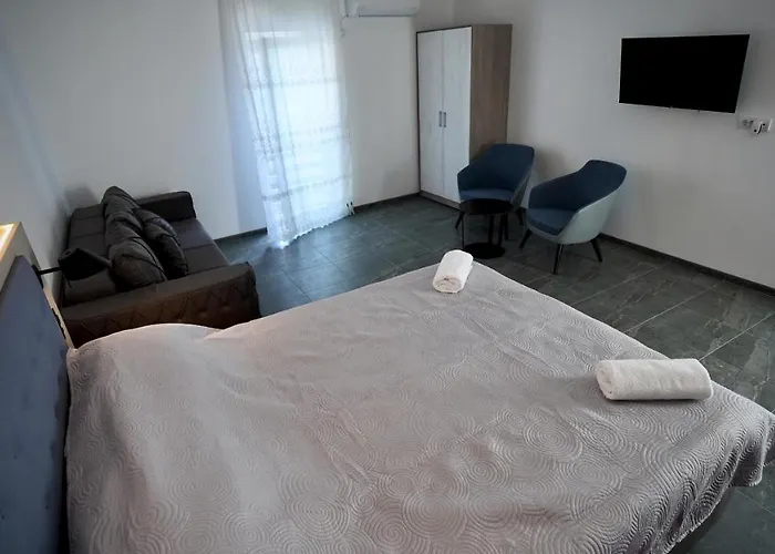 アパート Katarina